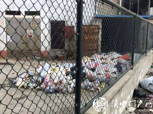 城固3小區(qū)物業(yè)撤離，垃圾堆成山，無(wú)安保人員