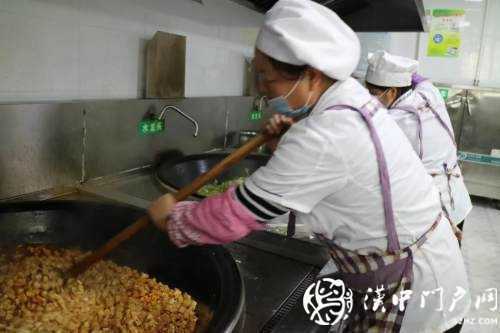 沒時(shí)間接孩子放學(xué)？略陽這所學(xué)校幫你“課后帶娃”