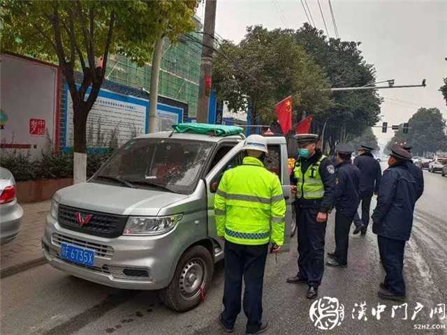 拒絕“添堵”！漢中交警一大隊(duì)重拳整治“馬路市場(chǎng)”
