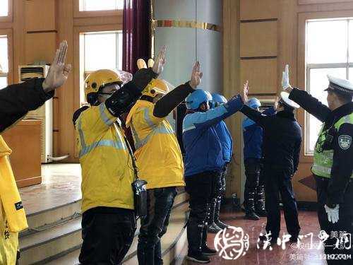 今天，交警為外賣小哥點了份“交通安全餐”