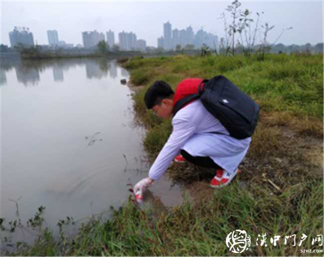 陜西理工大學(xué)《江河衛(wèi)士—保衛(wèi)漢江碧水，爭(zhēng)當(dāng)環(huán)保大使》生態(tài)環(huán)保項(xiàng)目圓滿完成
