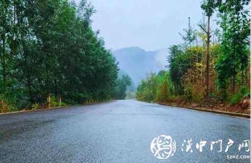 喜訊！寧強(qiáng)縣城至黃土嶺公路全線貫通