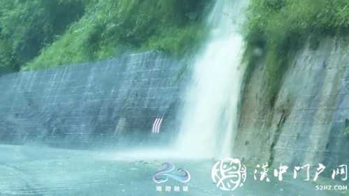 強降雨導致略陽縣部分鄉(xiāng)鎮(zhèn)山體塌方道路受損！