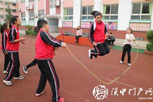 沒時(shí)間接孩子放學(xué)？略陽這所學(xué)校幫你“課后帶娃”
