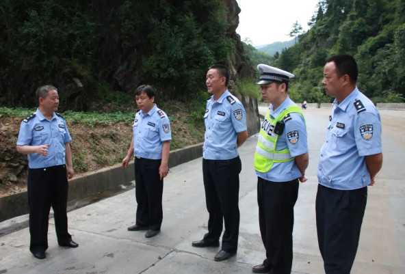略陽(yáng)縣公安局交警大隊(duì)助力山區(qū)發(fā)展，守護(hù)交通安全