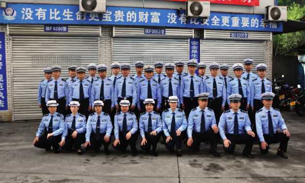 略陽(yáng)縣公安局交警大隊(duì)助力山區(qū)發(fā)展，守護(hù)交通安全