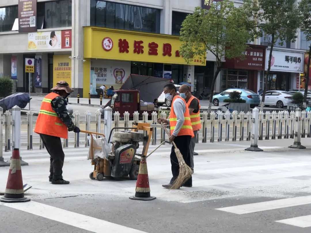 堵！堵！堵！雨天晴天都堵車，這里咋回事？