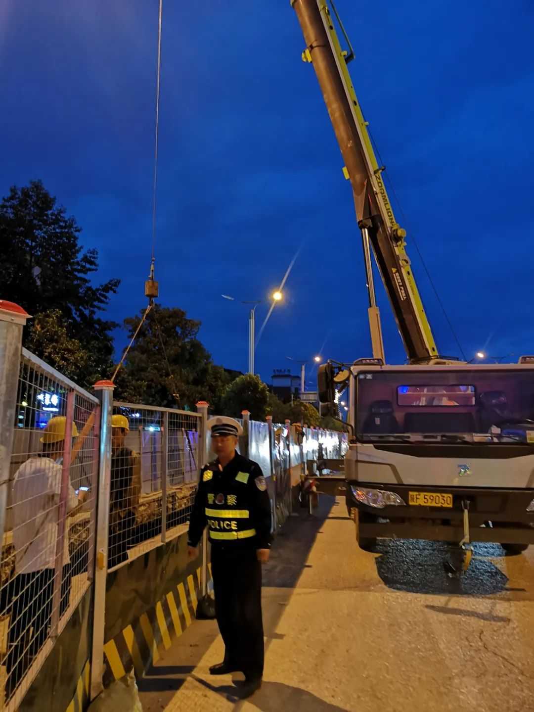 堵！堵！堵！雨天晴天都堵車，這里咋回事？