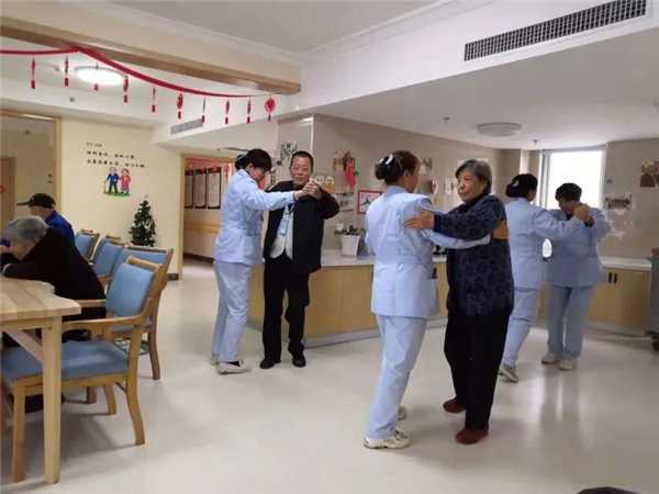 羨慕爺爺奶奶在漢中的養(yǎng)老生活！等我退休了也這樣過！