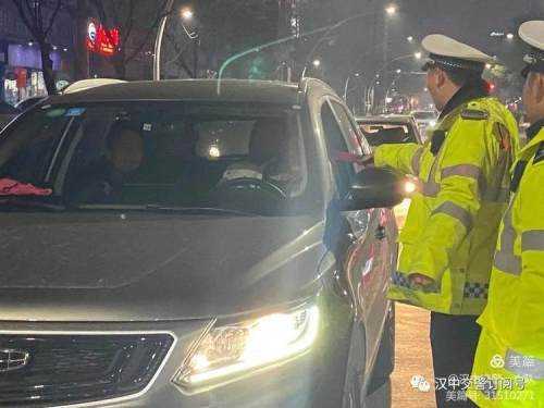 新年伊始，交警一大隊全力打好2021交管“開年之戰(zhàn)”