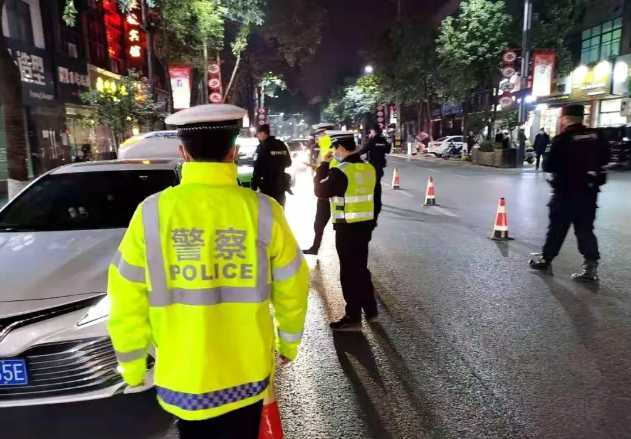 西鄉(xiāng)公安集中清查城區(qū)娛樂場所！