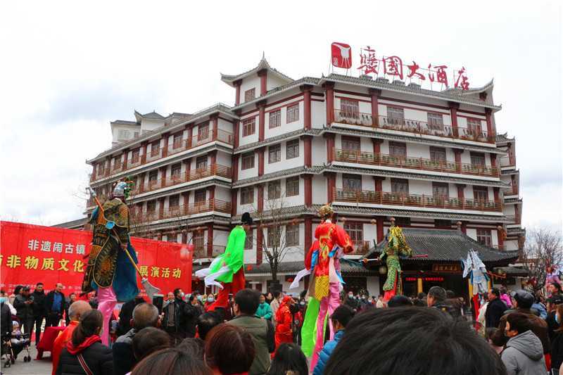 非遺鬧古鎮(zhèn) 歡樂過元宵！這個元宵熱鬧非凡……