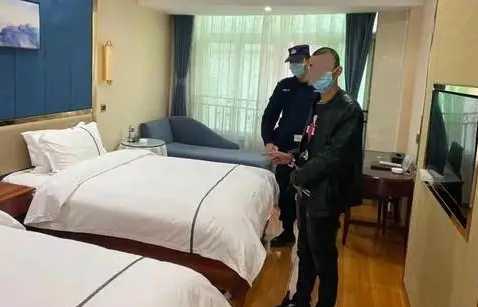 漢中：男子在酒店見他人門未關(guān)，竟偷竊！
