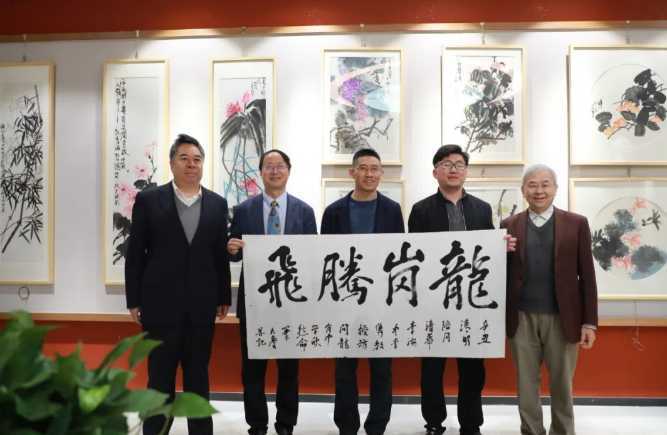 花開4月，清華專家蒞臨龍崗學(xué)?？疾?！