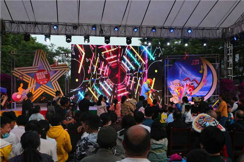 啤酒龍蝦美食嗨翻天！2021褒國(guó)古鎮(zhèn)第三屆啤酒龍蝦節(jié)盛大的啟幕