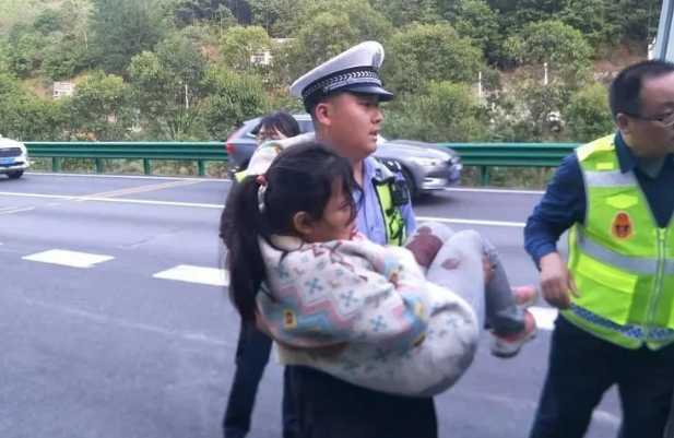 “五一”不放假，漢中交警用實(shí)際行動(dòng)讓溫暖在節(jié)日里傳遞！