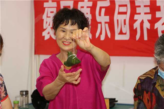 褒國康樂園養(yǎng)老社區(qū)舉行”情系端午，愛在安康”進社區(qū)活動