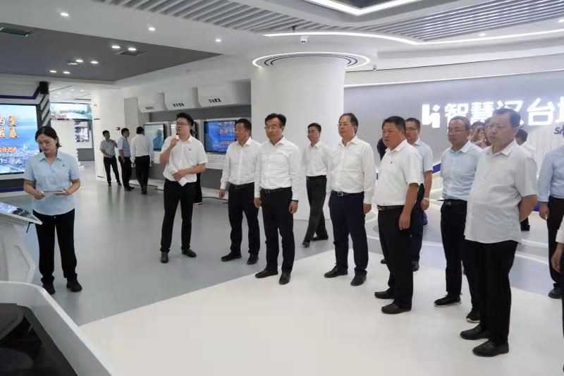二季度全市重點項目“四個一批”實地觀摩活動走進(jìn)漢臺