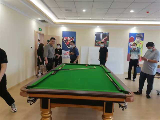 漢中市養(yǎng)老產(chǎn)業(yè)協(xié)會(huì)會(huì)長(zhǎng)、秘書(shū)長(zhǎng)、略陽(yáng)縣民政局局長(zhǎng)蒞臨褒國(guó)康樂(lè)園參觀考察