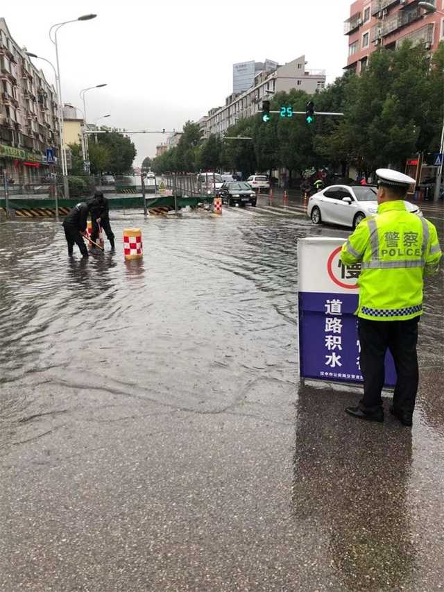 68小時堅(jiān)守！漢中交警大隊(duì)圓滿完成國慶假期道路交通安保任務(wù)"