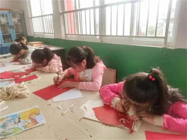 傳承紅色基因！漢中一小學建起了黨史學習特色教室