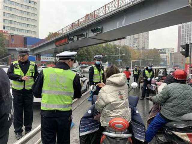 動真格！實施第一天，處罰210人！