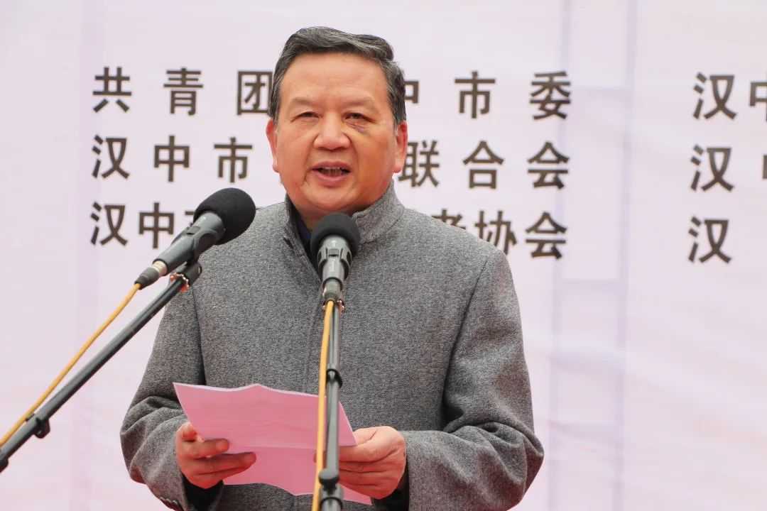 “奉獻青春熱血 點燃希望之光”！他們好樣的！