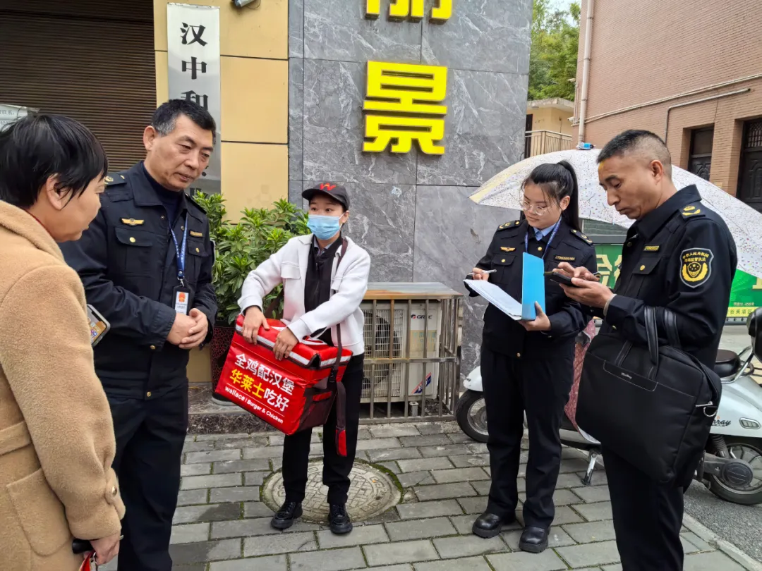 發(fā)現(xiàn)食品安全問題120條！漢中8戶商家被當場處罰