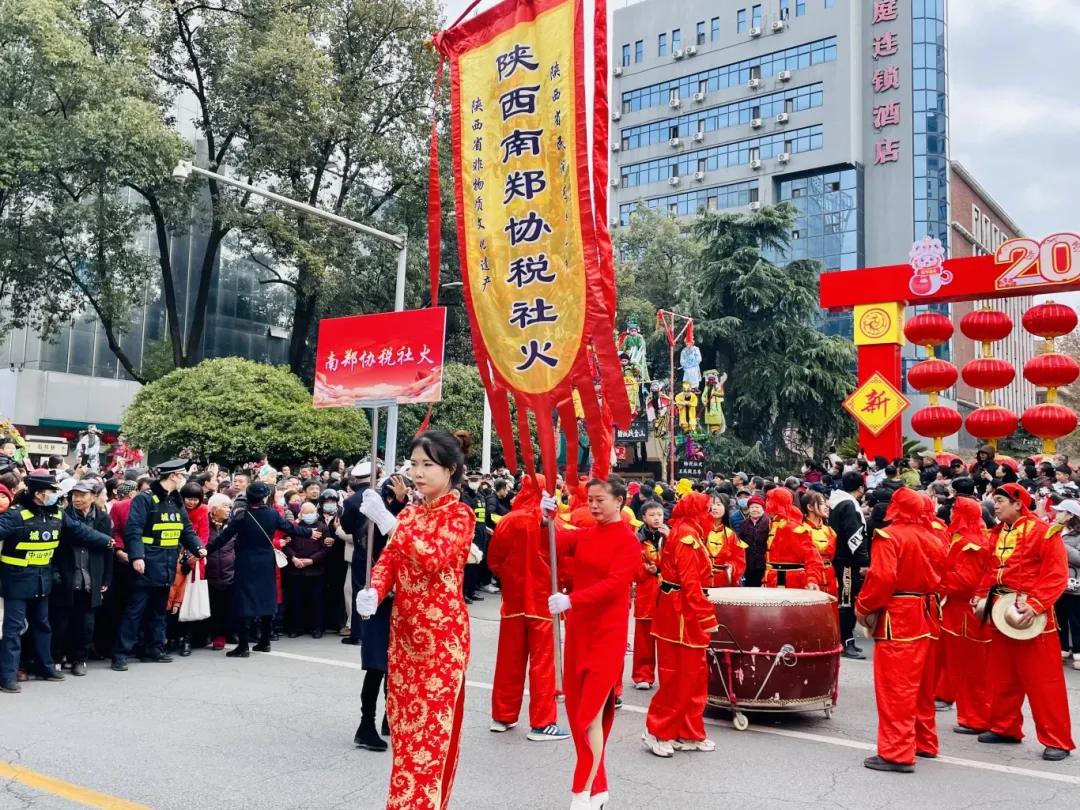 “非遺中國年·社火鬧新春”巡游活動盛大舉辦！