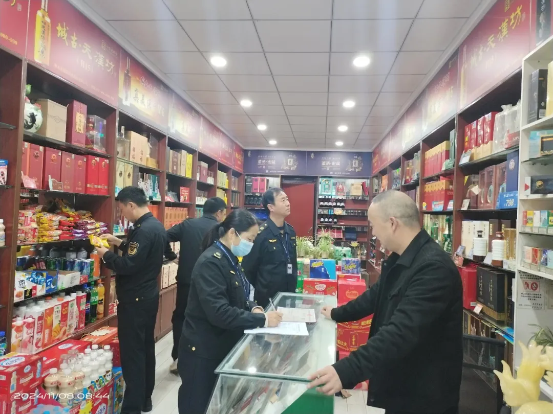 發(fā)現(xiàn)食品安全問題120條！漢中8戶商家被當場處罰