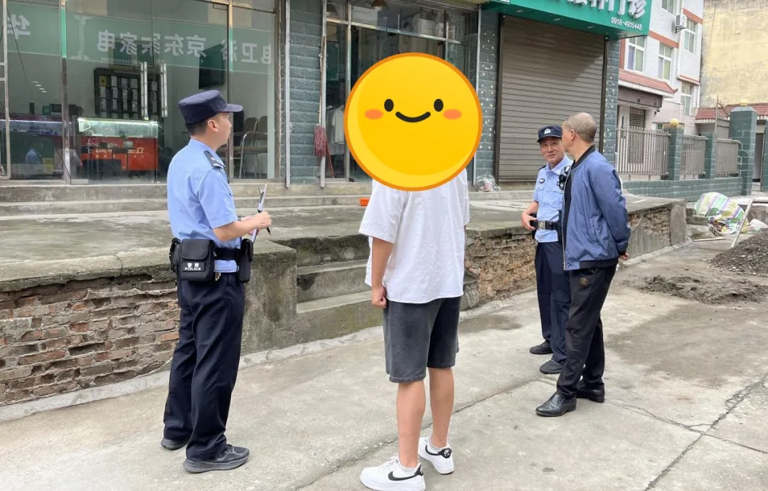 小伙任性離家出走，漢中民警深山尋回