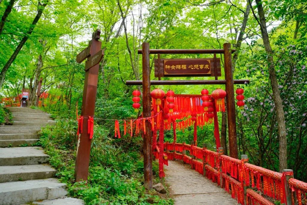 五一不容錯(cuò)過(guò)！川陜鄂美食、王木櫝劇場(chǎng)精彩亮相漢江源景區(qū)！