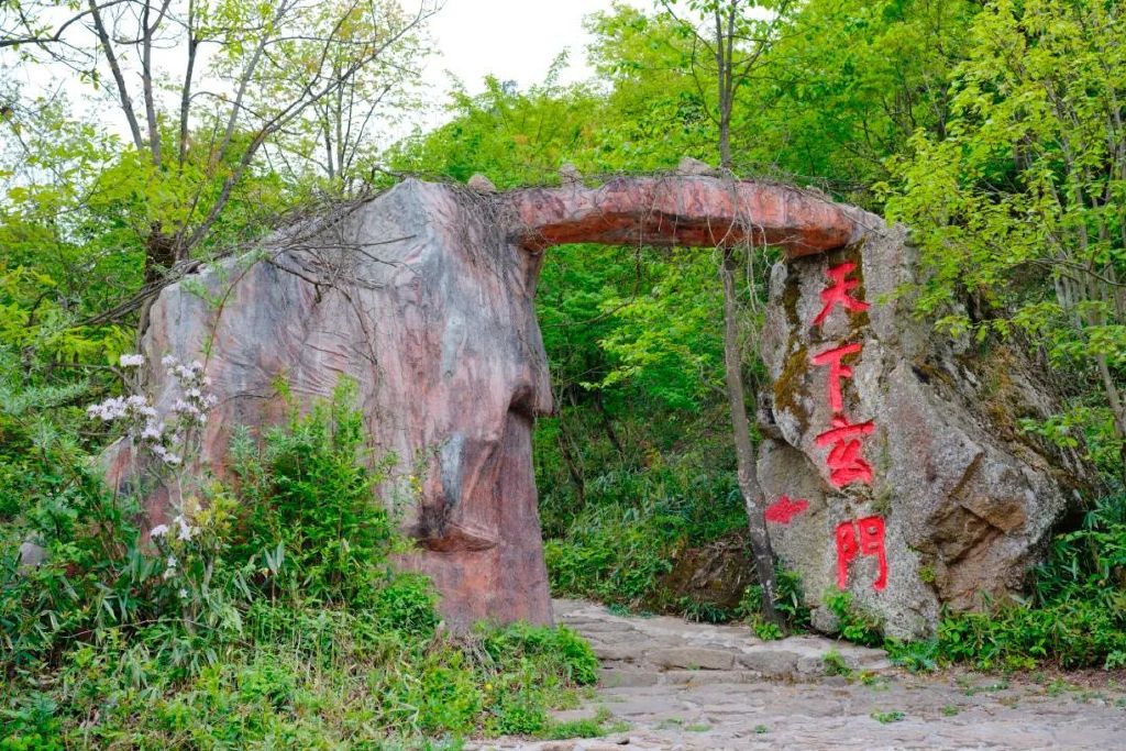 五一不容錯(cuò)過(guò)！川陜鄂美食、王木櫝劇場(chǎng)精彩亮相漢江源景區(qū)！