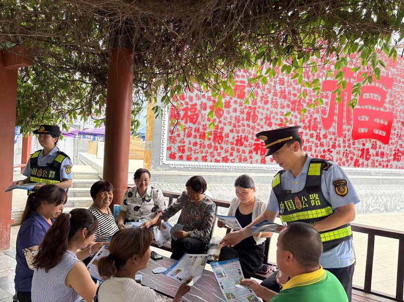 寧強(qiáng)黃壩驛超限站加大宣傳凝聚“全民護(hù)路”共識(shí)