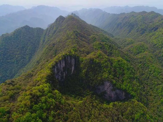 央視《地理·中國》探秘漢中天坑！