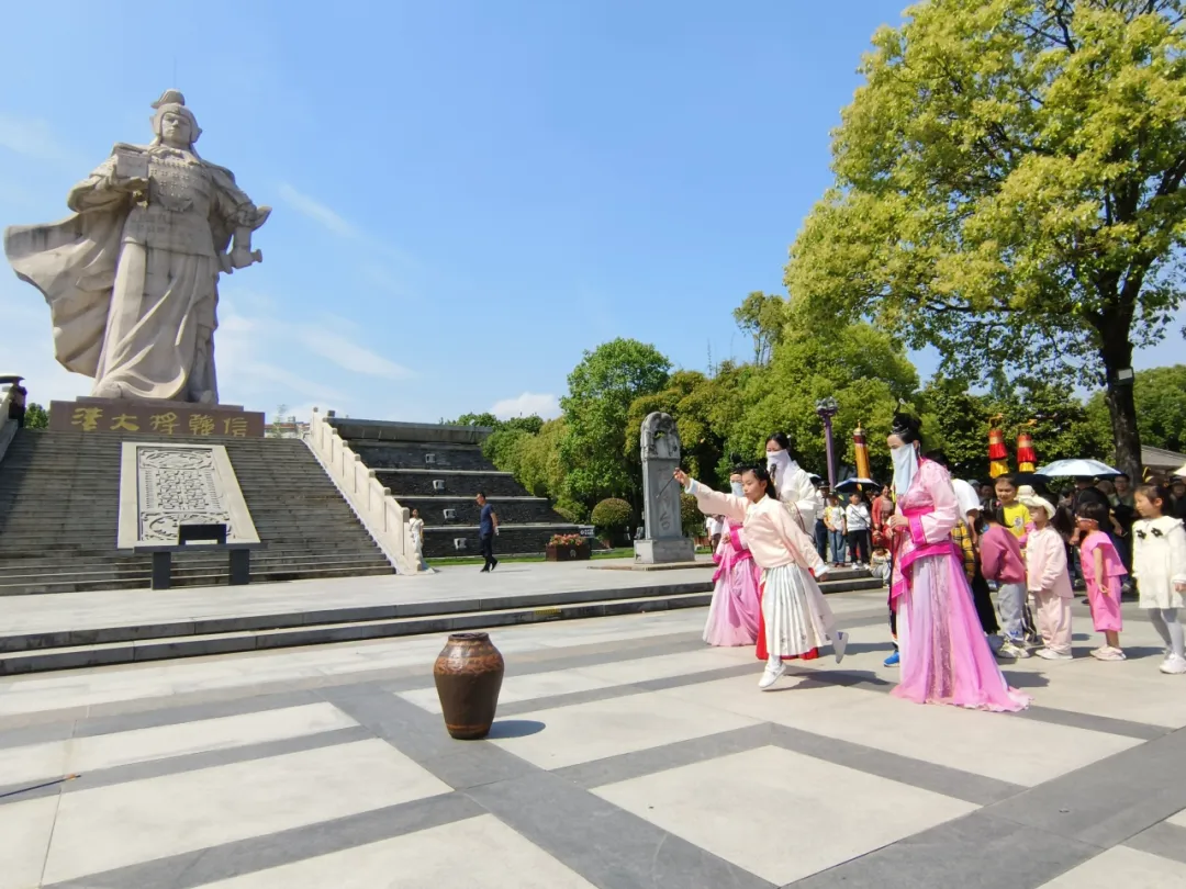 賞非遺、看表演！漢中“五一”文旅活動亮點(diǎn)紛呈