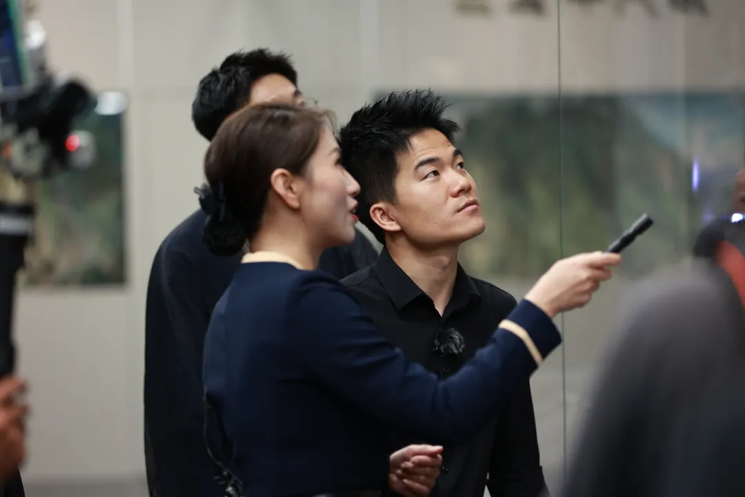 董宇輝漢中站2468萬(wàn)觀看！帶貨6600萬(wàn)！