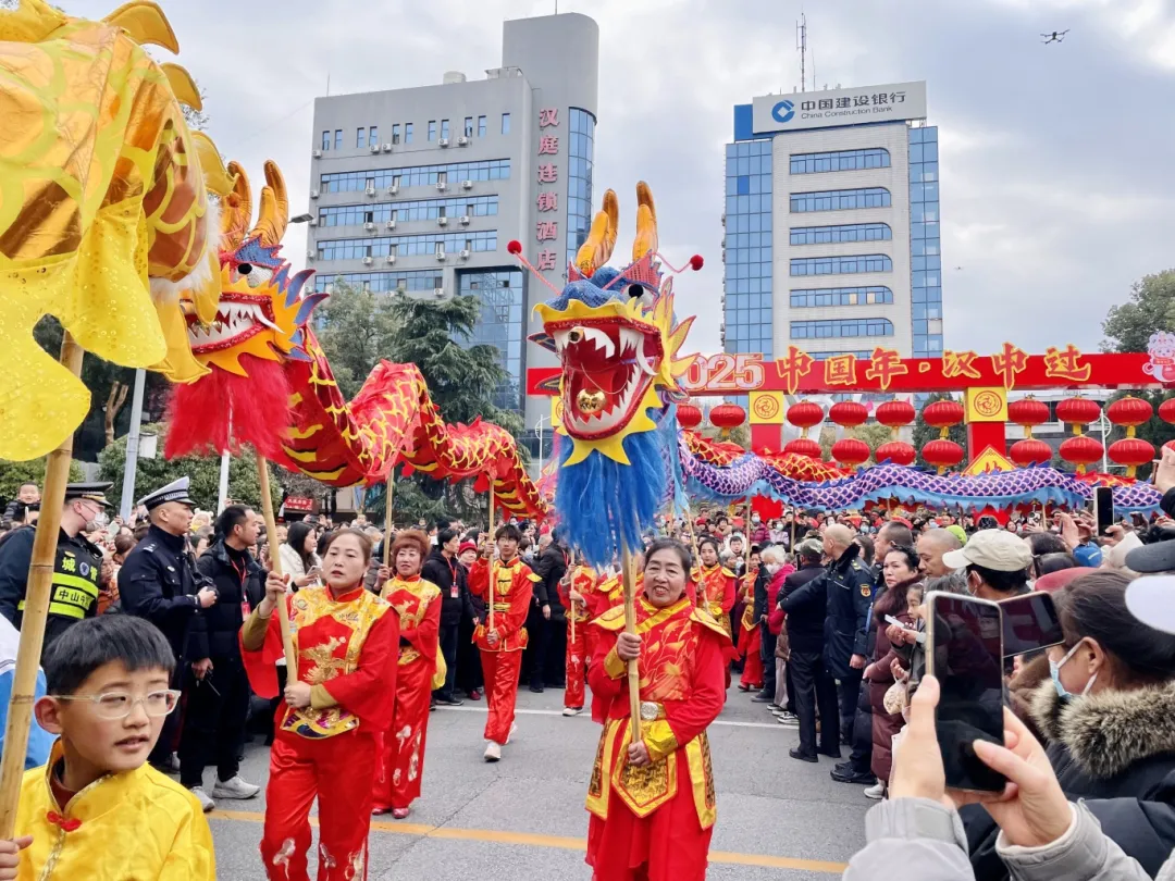 “非遺中國年·社火鬧新春”巡游活動盛大舉辦！