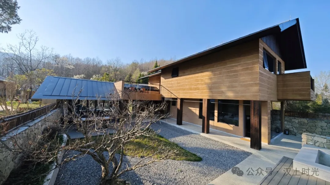 看巴山云海，住獨棟小院。走進鎮(zhèn)巴歡喜山，把自己住在風景里。