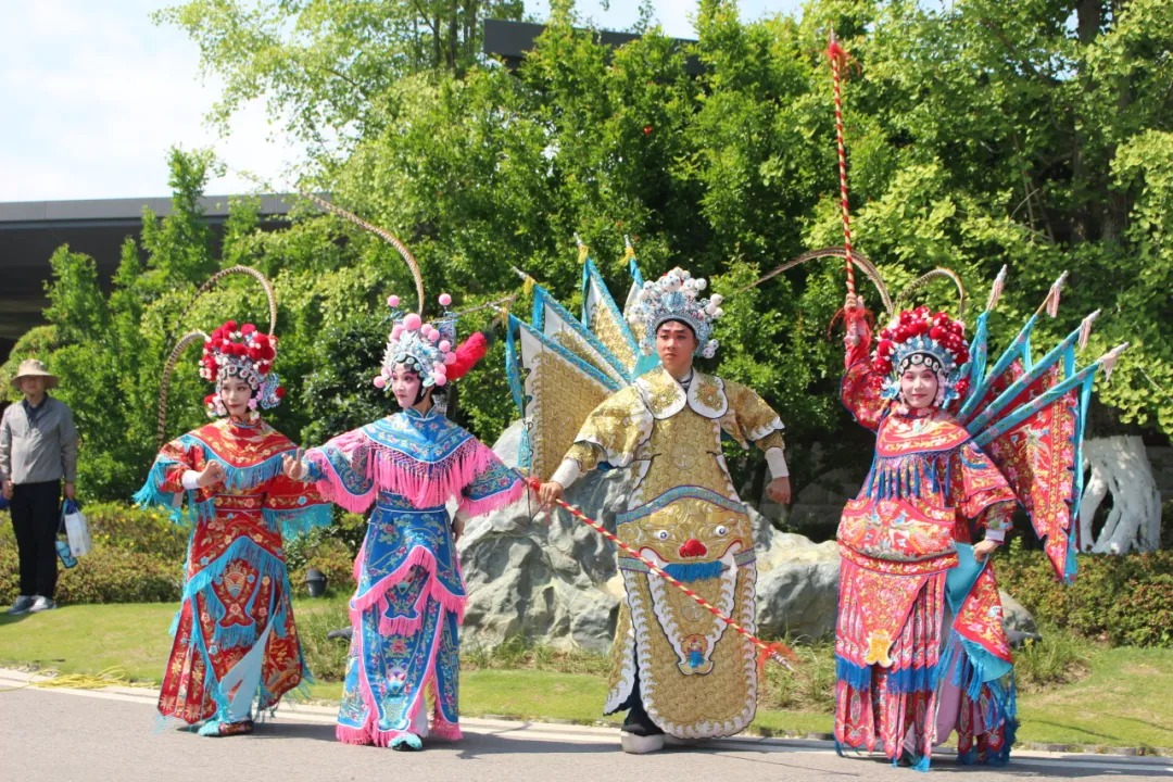 賞非遺、看表演！漢中“五一”文旅活動亮點(diǎn)紛呈