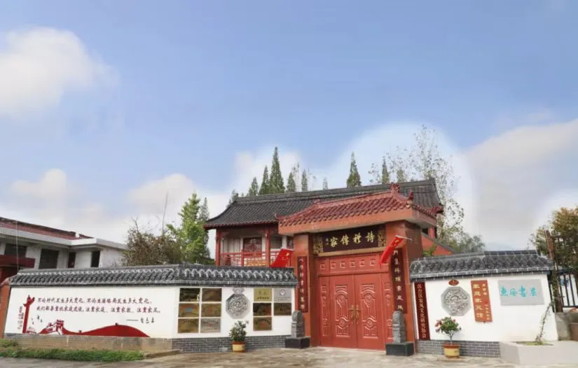 漢臺區(qū)圖書館：引領閱讀新風尚 助推書香校園建設