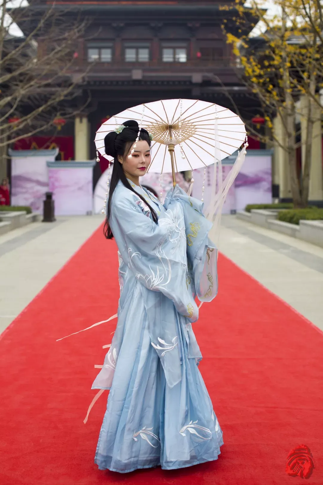 2025“盛世迎華誕·萬人游漢中”漢服嘉年華10月1日啟幕，沉浸式體驗漢韻風華！