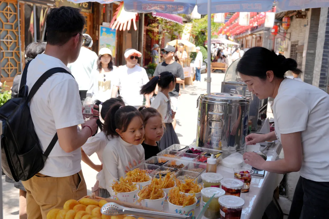 留壩文旅融合引燃“五一”熱