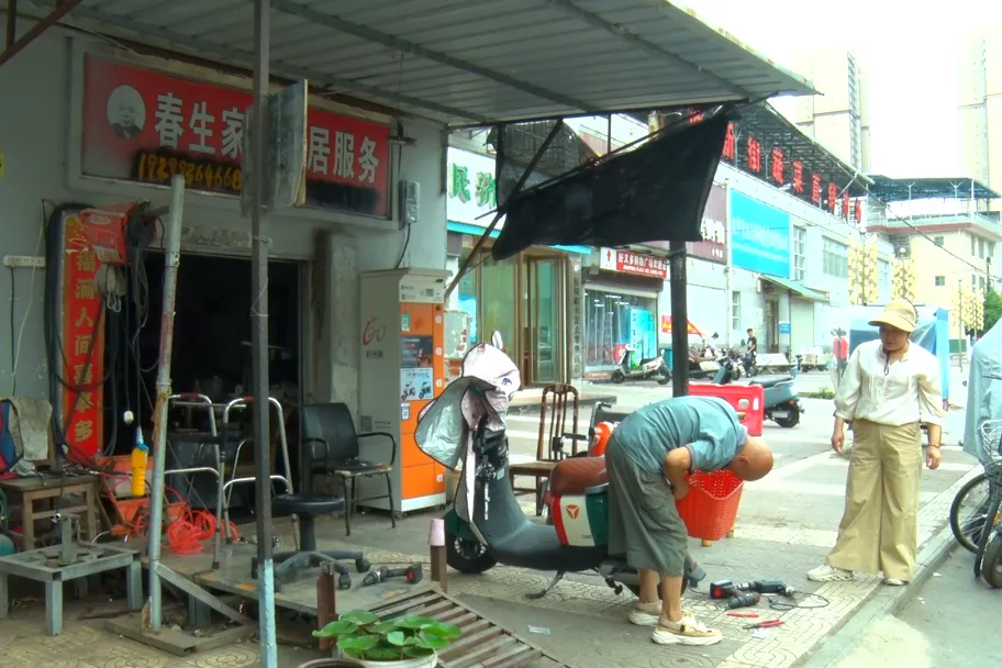 一把鑰匙一份情，漢臺(tái)小巷深處的“快修俠”