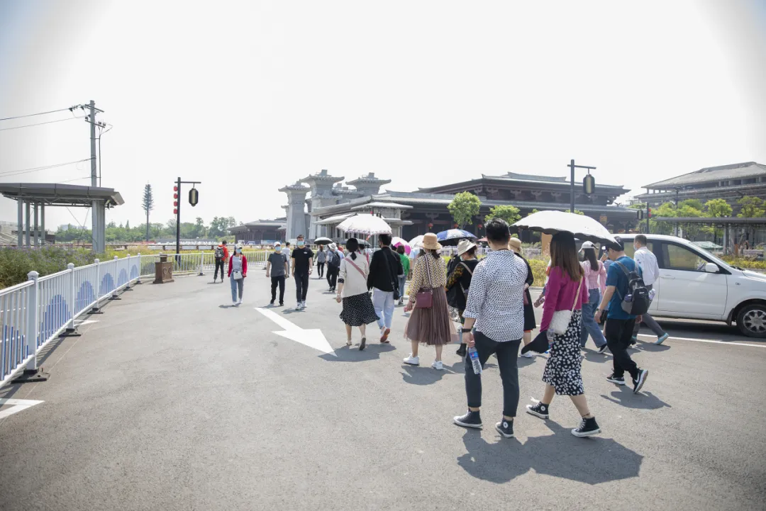 興漢勝境景區(qū)“十大免費(fèi)服務(wù)”大揭秘！薅到就是賺到！