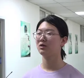 漢臺(tái)：納涼“充電”兩不誤 全民閱讀書(shū)香濃