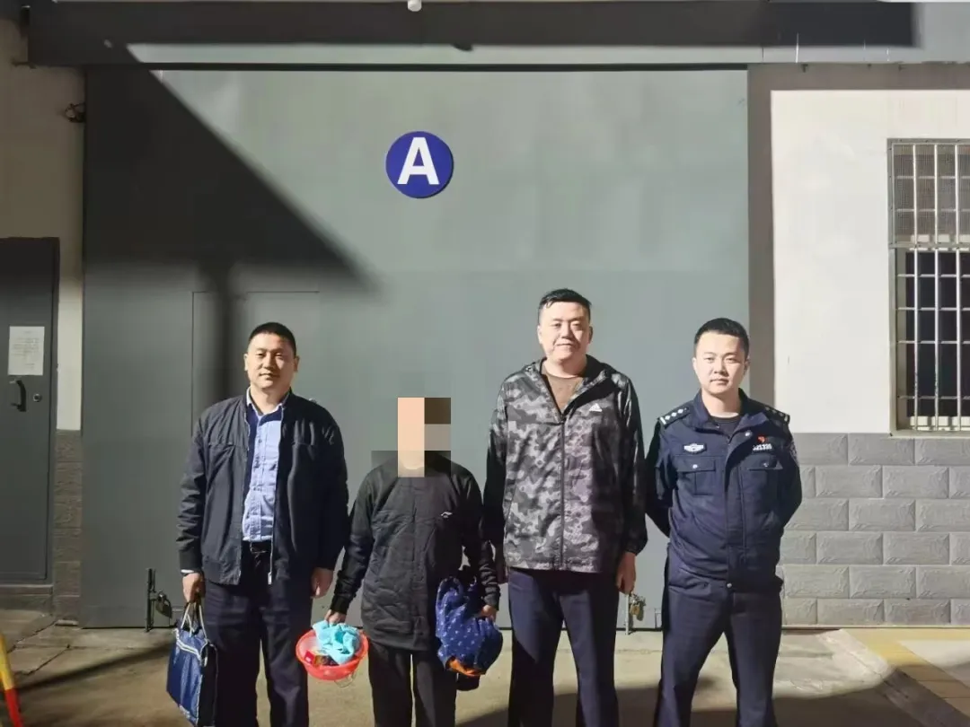 漢中破獲系列盜竊手機(jī)案20余起，收繳被盜手機(jī)12部