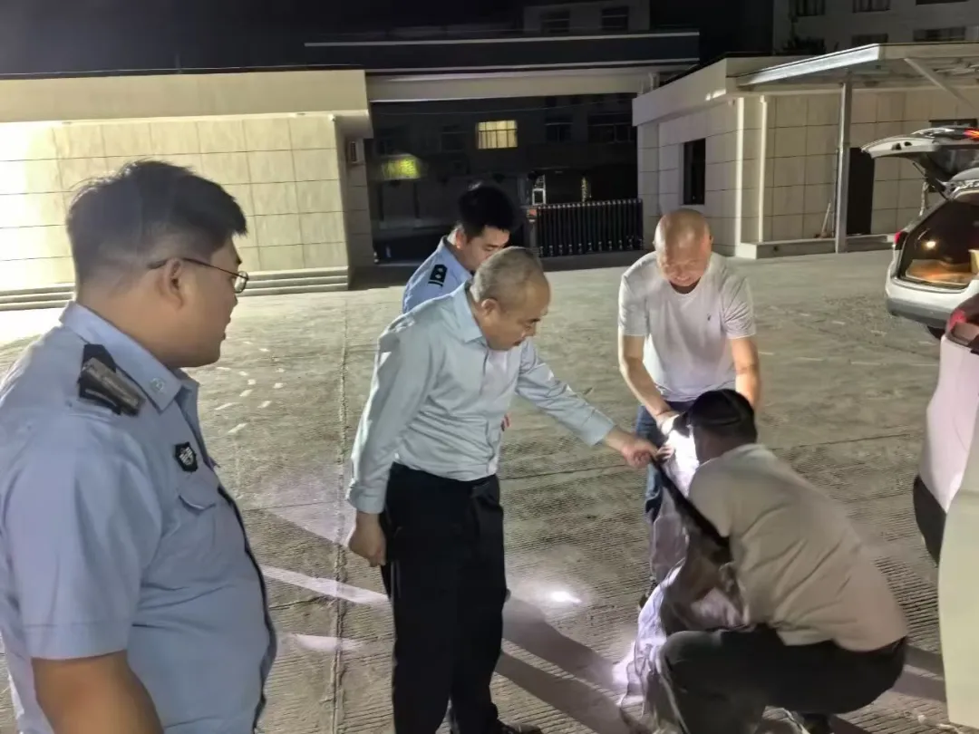 國家二級保護(hù)動(dòng)物，在鎮(zhèn)巴被救