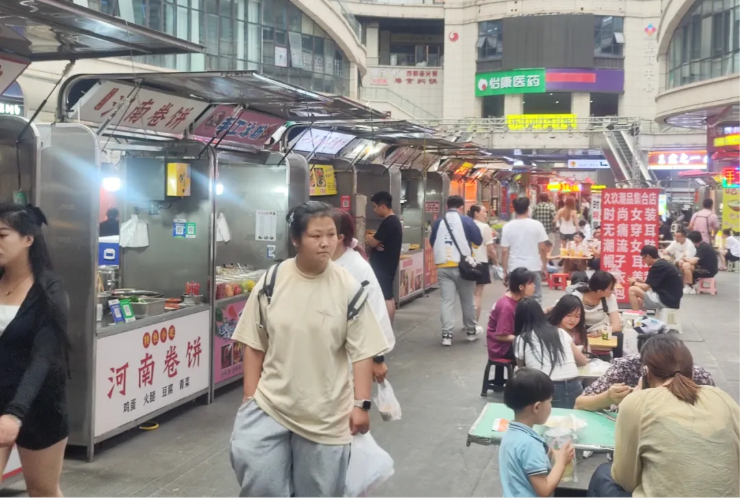 漢臺區(qū)東關(guān)街道：點亮商業(yè)街區(qū) 喚醒增收“寶地”