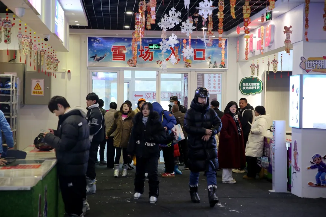 滑雪、戲雪、賞民俗！留壩景區(qū)“上才藝”